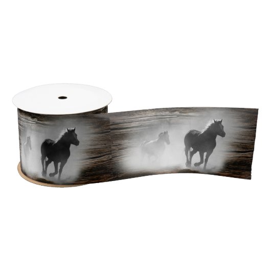 Wild Horse Galloping Satijnen Lint (Spoel)