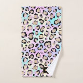 Wild Ideas Holographic Leopard Spots ID1161 Bad Handdoek (Handdoek)