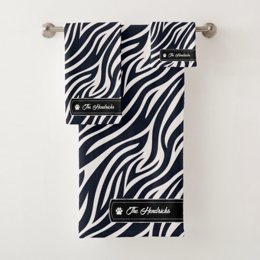 Wild Ideeën Zilver Label Zwart & Wit Zebra ID1160 Bad Handdoek (Insitu)