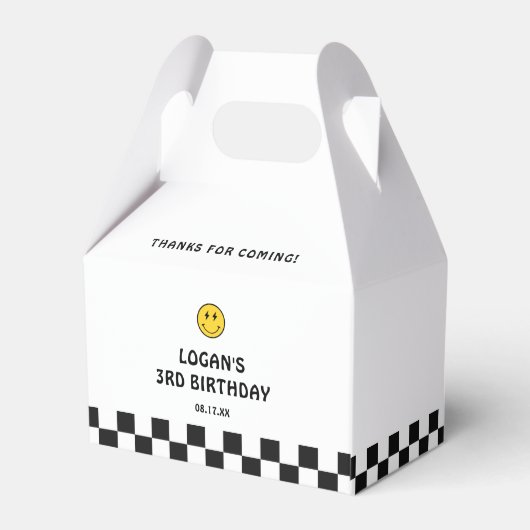 Wild jong en drie jongen 3e verjaardag bedankdoosjes (Achterkant)