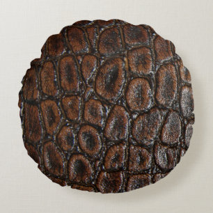  wild krokodilleder met bruine alligator rond kussen