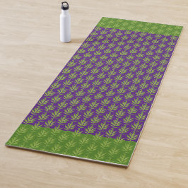 Wild Leaves op een Yoga Mat