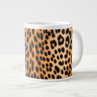Wild Leopard Energy – Bold Animal Print Fashion Grote Koffiekop