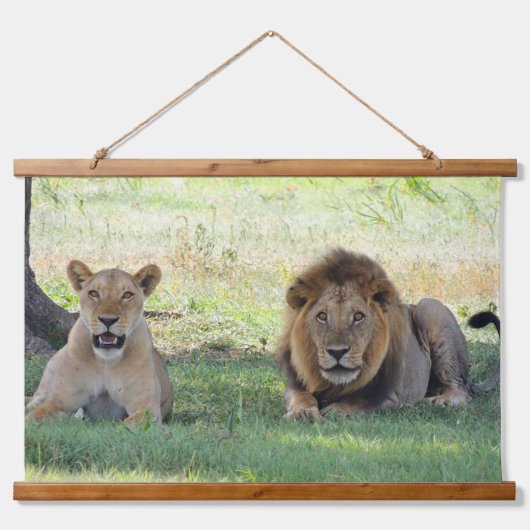 Wild Lion Couple op het Oerwoud Hangend Wandkleed (Voorkant)