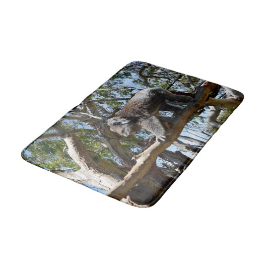 Wild Male Australian Koala Walking, Memory Foam Badmat (Gekanteld)