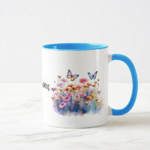 Wild Meadow Bloemen met vlinders bewerkbare naam Mok