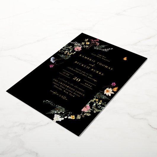 Wild Meadow Floral Arch Lijst Black Wedding Folie Uitnodiging (Gedraaid)