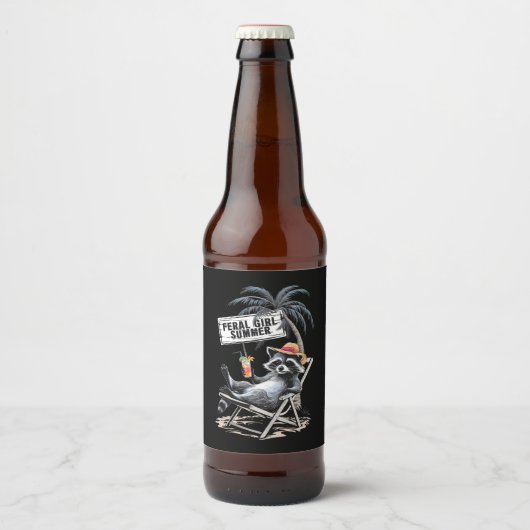 wild meisje zomer strand grappige wasbeer bier etiket (Voorkant)