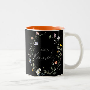 Wild Multicolor Bloemen Zwart Mrs Pas getrouwd Bri Tweekleurige Koffiemok