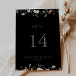 Wild Multicolour Floral Zwart Bruiloft Kaart<br><div class="desc">Dit wilde veelkleurige bloemenzwarte trouwtafelnummer is perfect voor een rustieke bruiloft. Het ontwerp is voorzien van waterverf roze,  blush,  paarse,  marine en witte sierbloemen met smaragdgroene bladeren op een donkere achtergrond. Dit is een dubbelzijdig tabelnummer. Voeg elk tabelnummer dat u nodig hebt afzonderlijk aan uw winkelwagentje toe.</div>