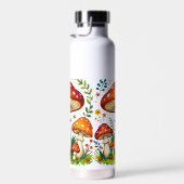 Wild mushrooms and flowers in grass forest nature waterfles (Rechts)