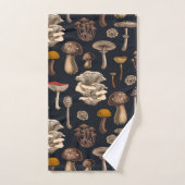 Wild Mushrooms on graphite black Bad Handdoek (Handdoek)