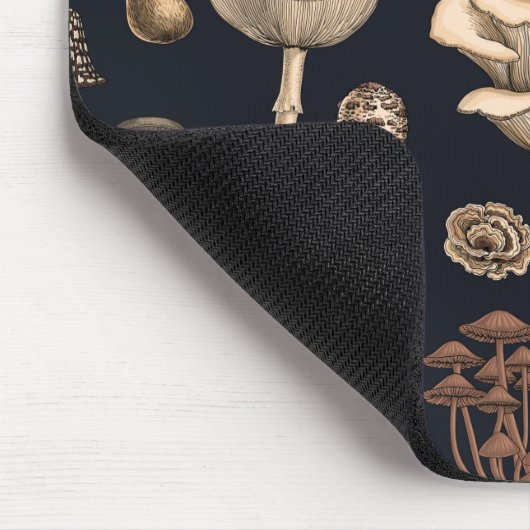 Wild Mushrooms on graphite black Muismat (Hoek)