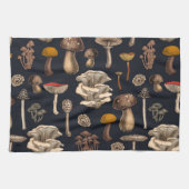 Wild Mushrooms on graphite black Theedoek (Horizontaal)