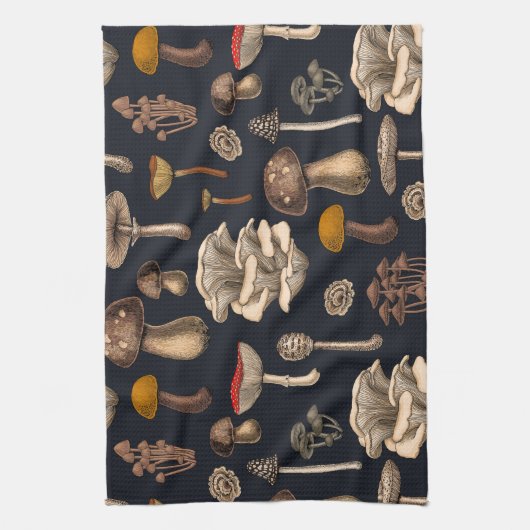 Wild Mushrooms on graphite black Theedoek (Verticaal)