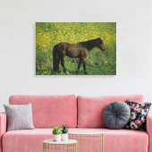 Wild Mustang Horse in Flowers Canvas Afdruk (Insitu (Woonkamer))