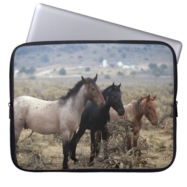 Wild Mustang Horses 5 Laptop Sleeve (Voorkant)