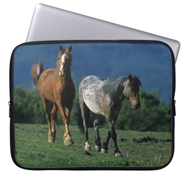 Wild Mustang Horses Laptop Sleeve (Voorkant)