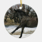 Wild Mustang Paard in sneeuw 2 Keramisch Ornament (Voorkant)