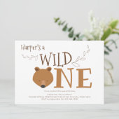 Wild One Beer Animal eerste verjaardagsuitnodiging Kaart (Staand voorkant)