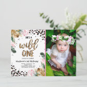Wild One Birthday Leopard Print Wild Oerwoud Party Kaart (Staand voorkant)
