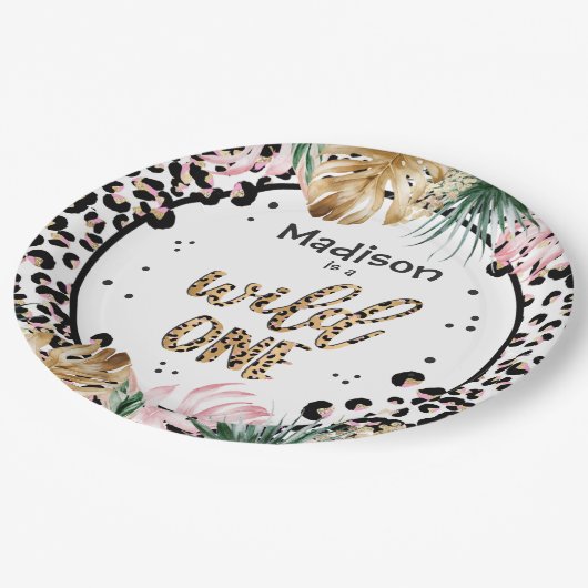 Wild One Birthday Leopard Print Wild Oerwoud Party Papieren Bordje (Gekanteld)