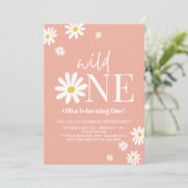 Wild One Roze Daisy 1e Verjaardag Uitnodiging (Staand voorkant)