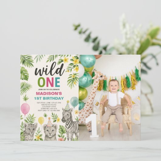 Wild One Safari Animals Birthday Photo Invitation Kaart (Staand voorkant)
