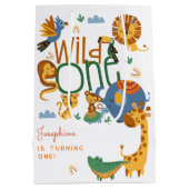 Wild one safari dieren kinderen verjaardagsfeestje medium cadeauzakje (Achterkant)