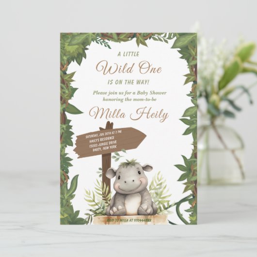 Wild One Safari Schattige Baby Hippopotamus Baby s Kaart (Staand voorkant)