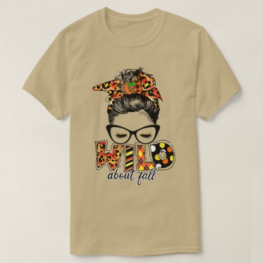 Wild over Herfst Leopard Messy Bun Herfst Lover T-shirt (Design voorkant)