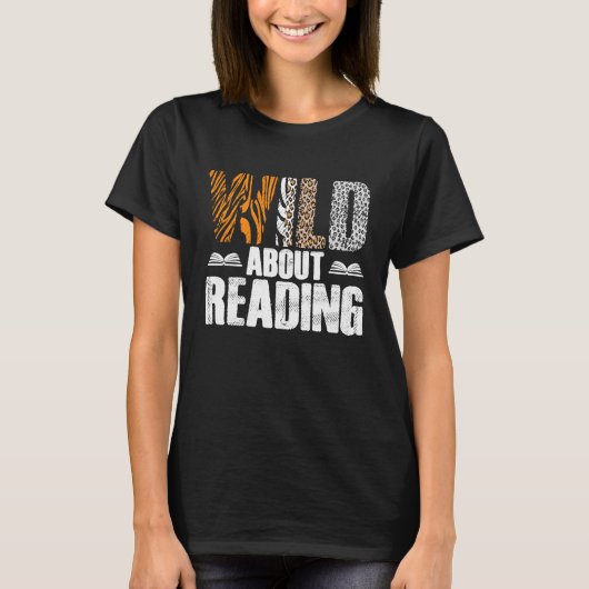 Wild over het lezen van Leopard Reading Book Reade T-shirt (Voorkant)