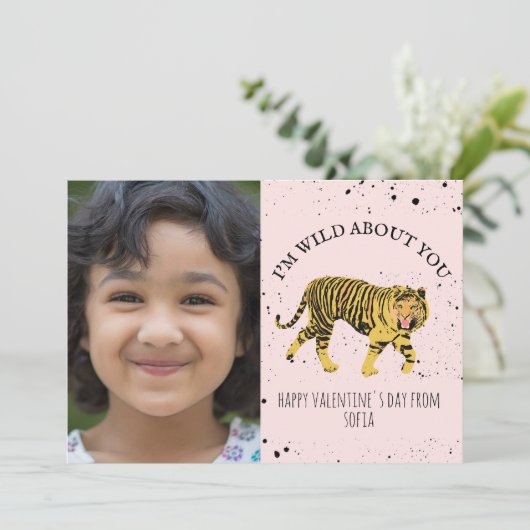 Wild Over Jou Tijger Roze Valentijnsfoto Kaart (Staand voorkant)