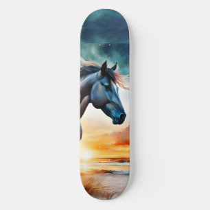 Wild Paard op grasduin bij zonsondergang Persoonlijk Skateboard