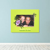 Wild paarse roos bloemenbruiloft foto canvas print (Insitu (Houten vloer))