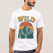 WILD Retro Mountain Adventure Graphic T-shirt (Voorkant)