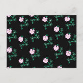 Wild Roos - Floral Pattern on Black Background Briefkaart (Voorkant)