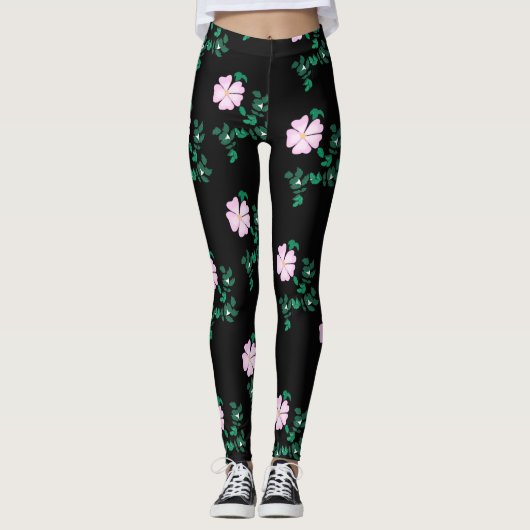 Wild Roos - Floral Pattern on Black Background Leggings (Voorkant)
