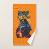 Wild Serenity: Blue Wolf en Sunset Harmony Bad Handdoek (Handdoek)