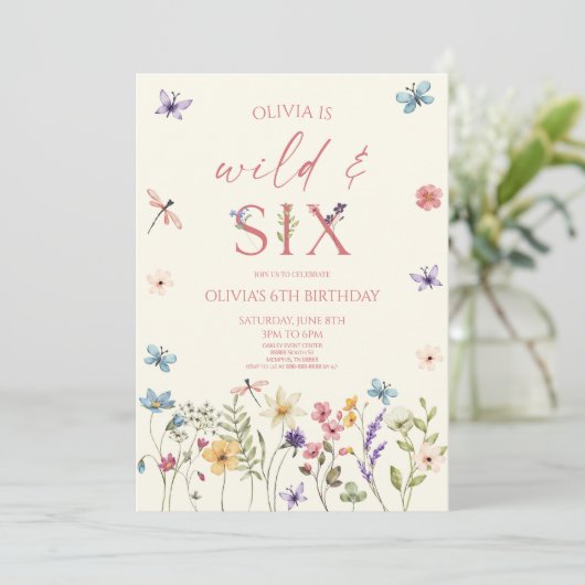 Wild & Six Wildflower Floral 6th Birthday Party Kaart (Staand voorkant)
