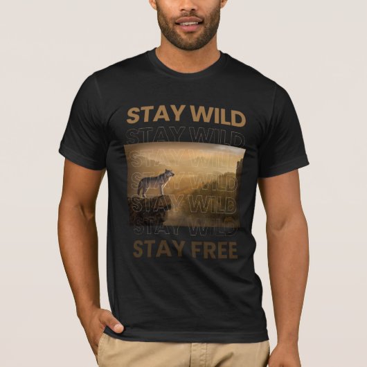 Wild Spirit: Wolf Print T - shirts (Voorkant)