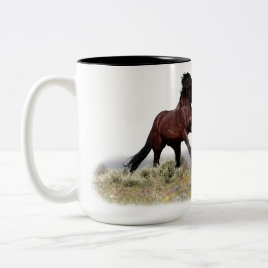 Wild Stallion Strut over deze Mok in Beverage (Links)