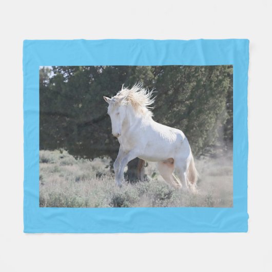 Wild Stallion Survivor Fleece Blanket (Voorkant (Horizontaal))