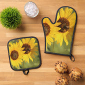 Wild Sunflowers and Bees Farmhouse Style Ovenwant & Pannenlap Set (Top down)