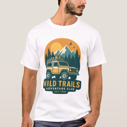 Wild Trails Adventure Club — Off-Road 4x4 Mountain T-shirt (Voorkant)
