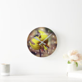 Wild Trout Lily Flower and Insect Friend Ronde Klok (Huis)
