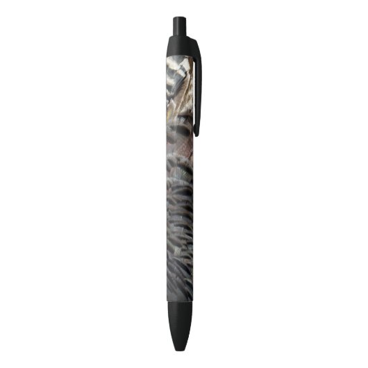 Wild Turkey Feathers I Abstract Natuur Design Zwarte Inkt Pen (Achterkant (Verticaal))