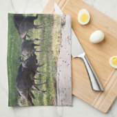 Wild Turkey Group op de grasfoto Theedoek (Quarter Fold)