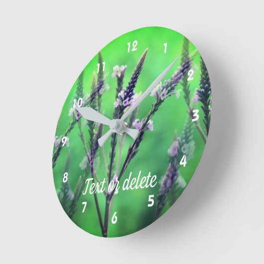 Wild Vervain Bloem Gepersonaliseerd Ronde Klok (Hoek)