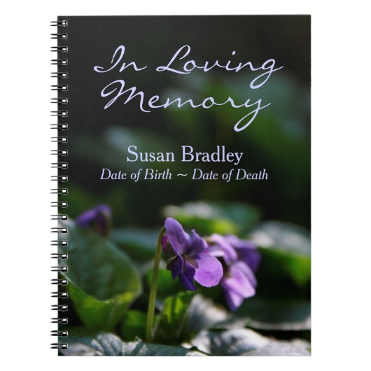 Wild Violets Floral Foto Memorial Guest Book SpNB Notitieboek (Voorkant)